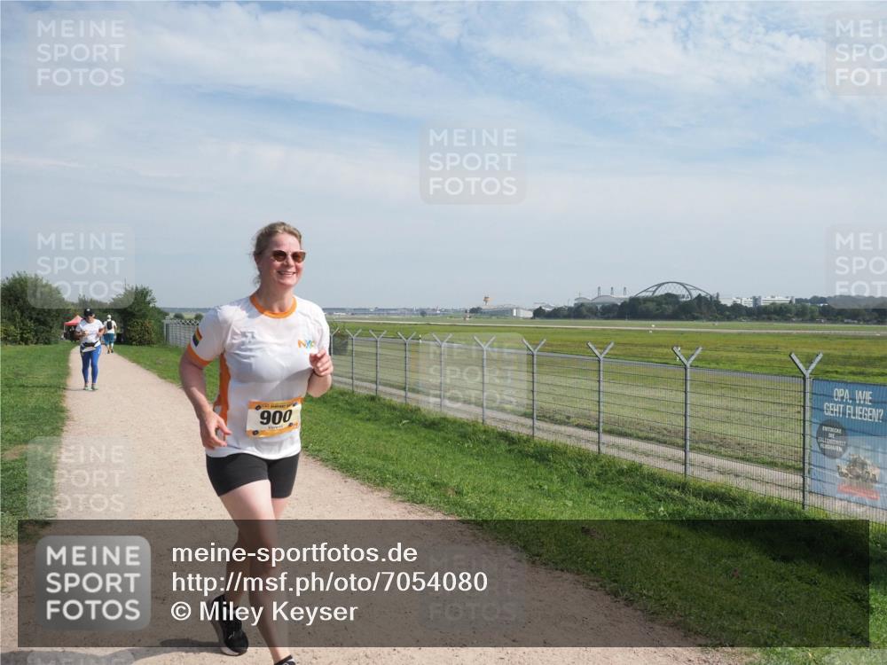 08.09.2024 - Airport Race Miley Keyser http://msf.ph/oto/7054080 08.09.2024 12:45:20 Laufen 900 meine-sportfotos.de