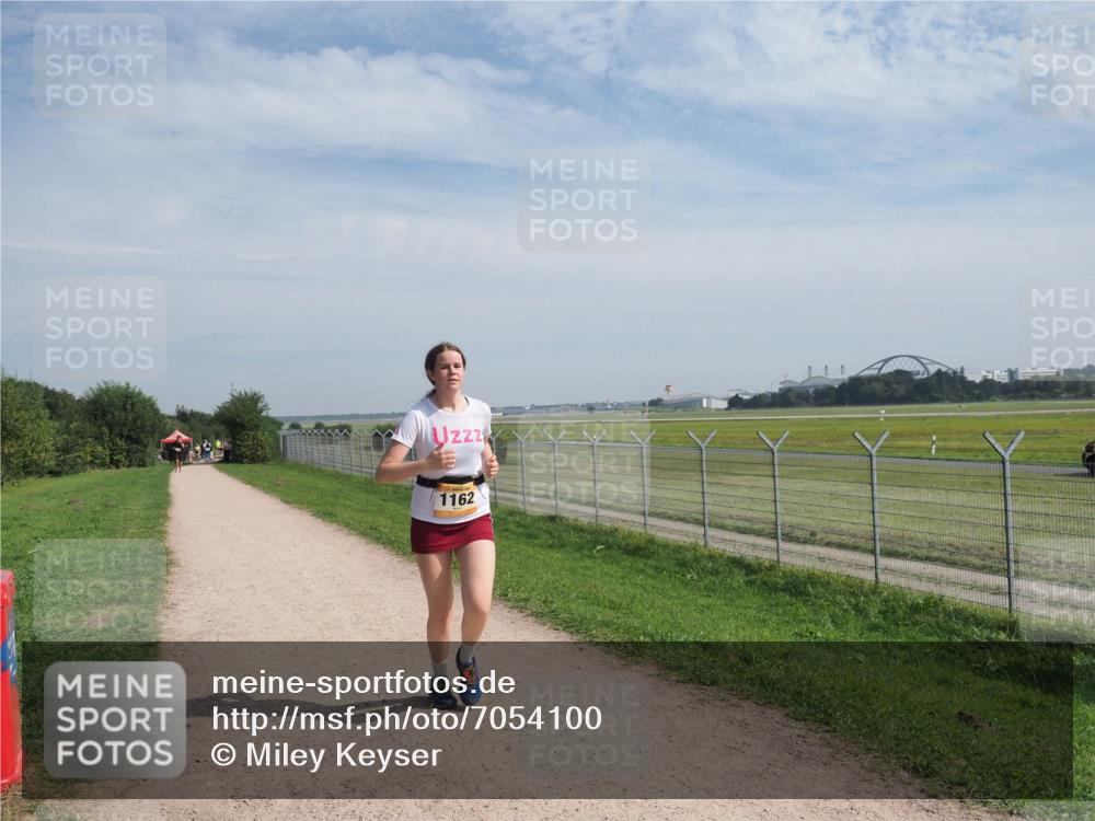 08.09.2024 - Airport Race Miley Keyser http://msf.ph/oto/7054100 08.09.2024 12:45:39 Laufen 1162 meine-sportfotos.de