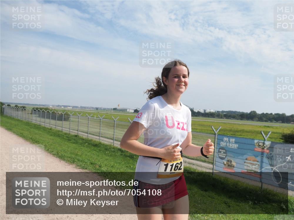 08.09.2024 - Airport Race Miley Keyser http://msf.ph/oto/7054108 08.09.2024 12:45:41 Laufen 1162 meine-sportfotos.de
