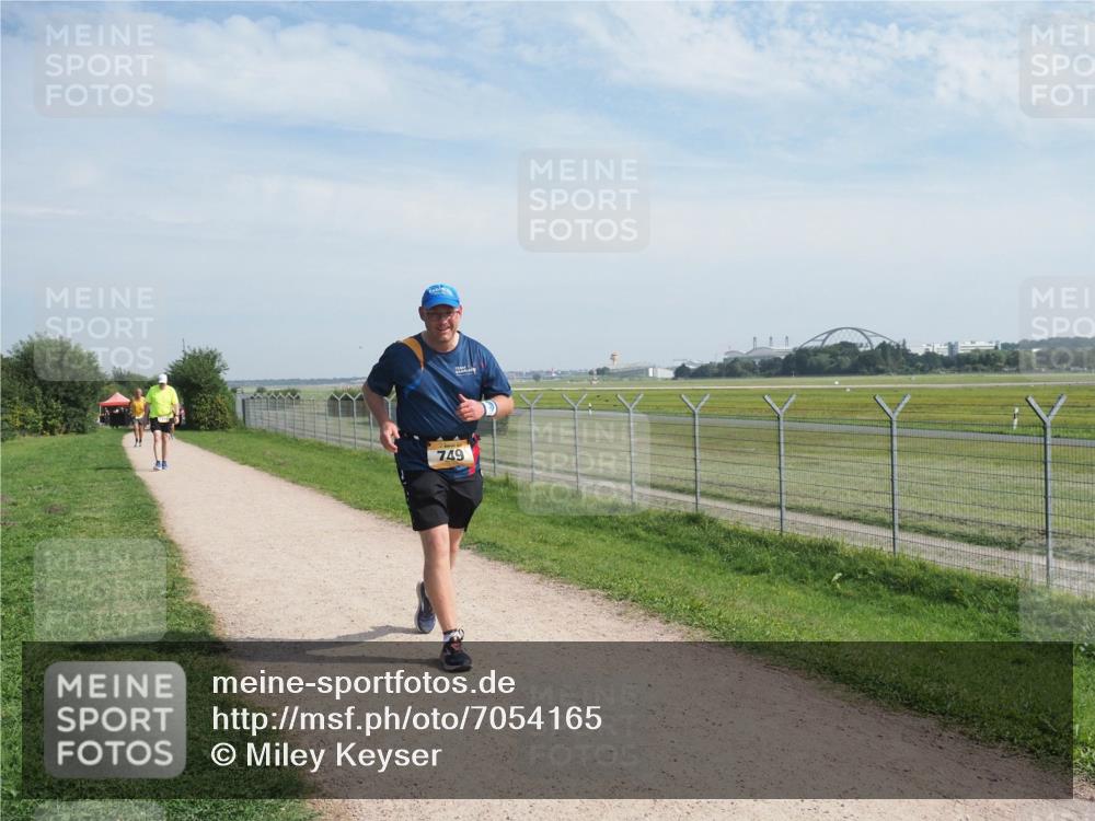 08.09.2024 - Airport Race Miley Keyser http://msf.ph/oto/7054165 08.09.2024 12:47:11 Laufen 749 meine-sportfotos.de