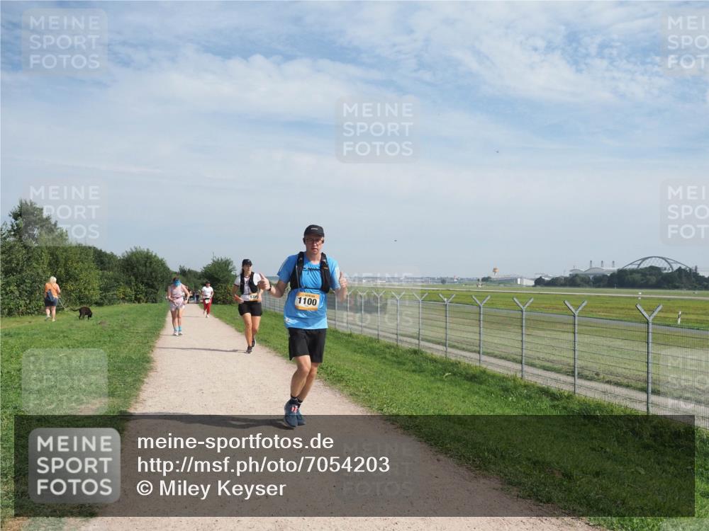 08.09.2024 - Airport Race Miley Keyser http://msf.ph/oto/7054203 08.09.2024 12:47:53 Laufen 1100 meine-sportfotos.de
