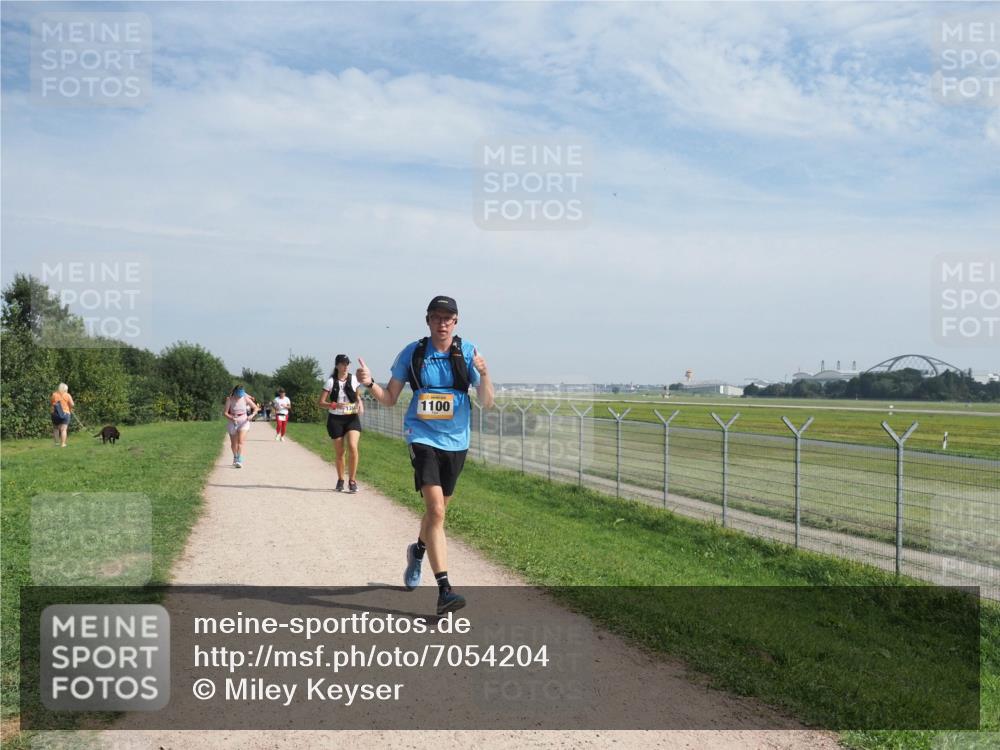 08.09.2024 - Airport Race Miley Keyser http://msf.ph/oto/7054204 08.09.2024 12:47:53 Laufen 1100 meine-sportfotos.de