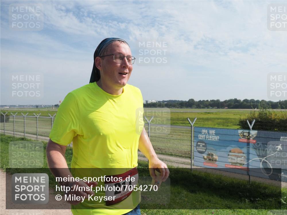 08.09.2024 - Airport Race Miley Keyser http://msf.ph/oto/7054270 08.09.2024 12:48:54 Laufen 211 meine-sportfotos.de
