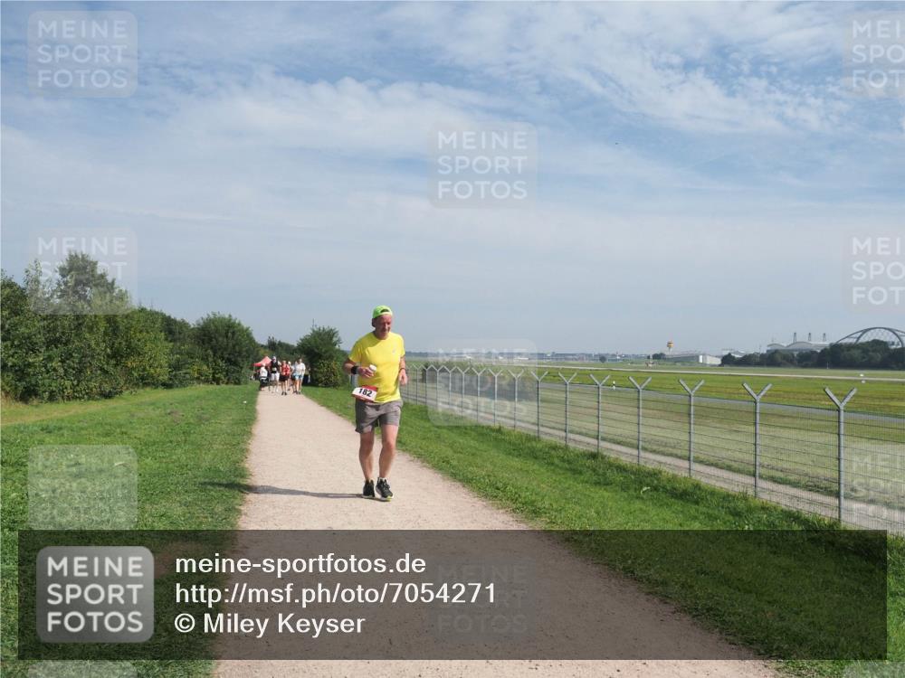 08.09.2024 - Airport Race Miley Keyser http://msf.ph/oto/7054271 08.09.2024 12:49:01 Laufen 182 meine-sportfotos.de