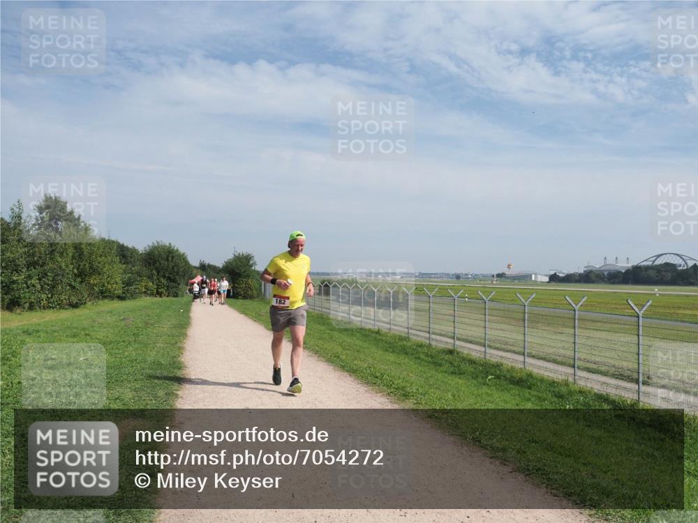 08.09.2024 - Airport Race Miley Keyser http://msf.ph/oto/7054272 08.09.2024 12:49:01 Laufen 182 meine-sportfotos.de