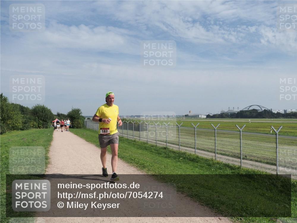 08.09.2024 - Airport Race Miley Keyser http://msf.ph/oto/7054274 08.09.2024 12:49:02 Laufen 182 meine-sportfotos.de