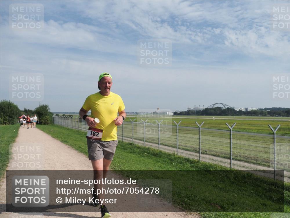 08.09.2024 - Airport Race Miley Keyser http://msf.ph/oto/7054278 08.09.2024 12:49:03 Laufen 182 meine-sportfotos.de