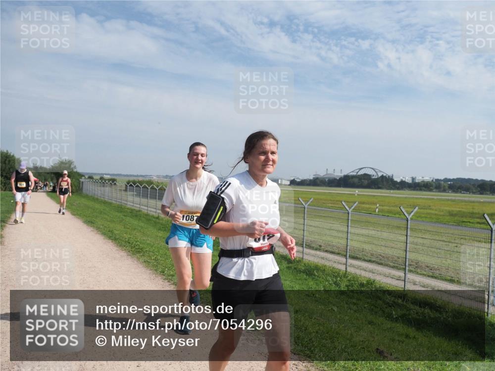 08.09.2024 - Airport Race Miley Keyser http://msf.ph/oto/7054296 08.09.2024 12:49:21 Laufen 1427, 1087 meine-sportfotos.de