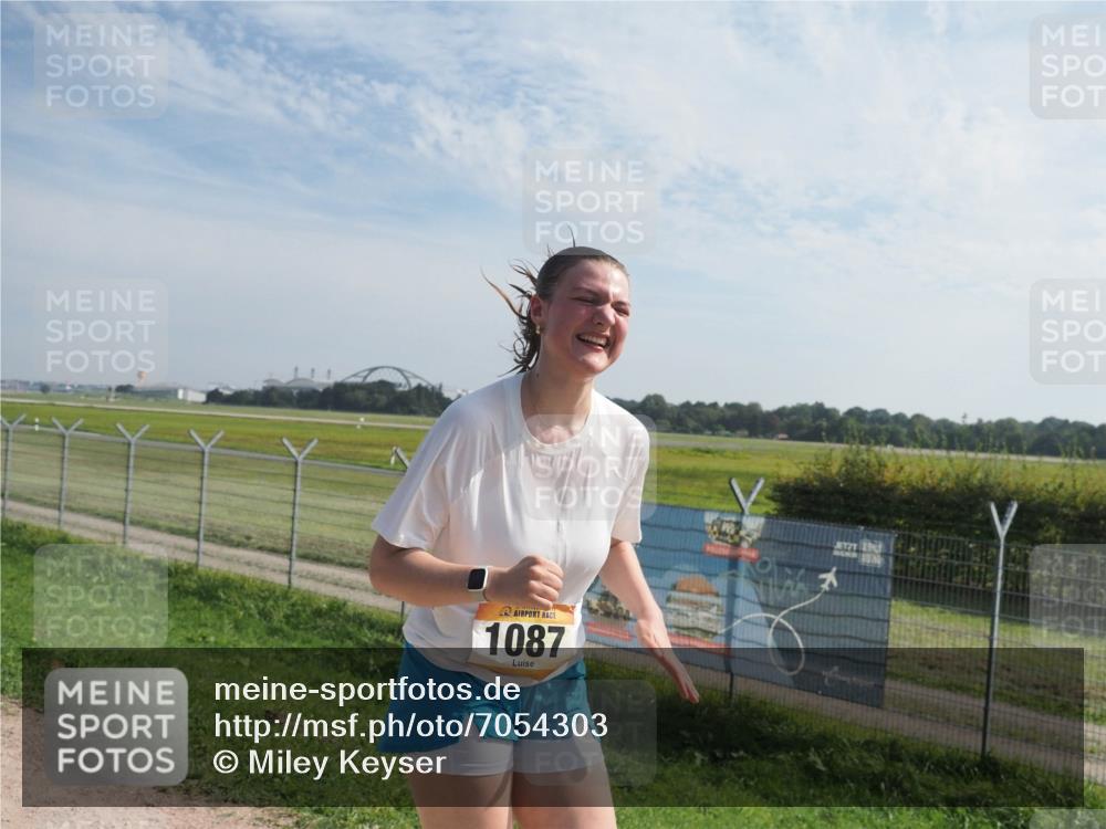 08.09.2024 - Airport Race Miley Keyser http://msf.ph/oto/7054303 08.09.2024 12:49:23 Laufen 1087 meine-sportfotos.de