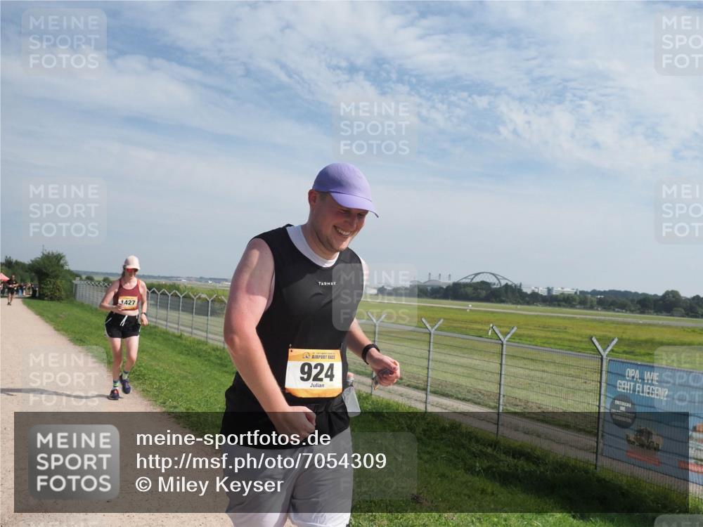 08.09.2024 - Airport Race Miley Keyser http://msf.ph/oto/7054309 08.09.2024 12:49:29 Laufen 1427, 924 meine-sportfotos.de