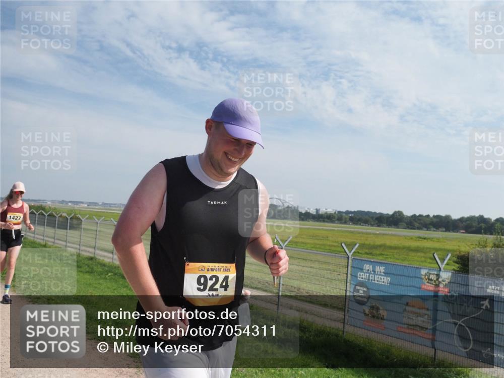 08.09.2024 - Airport Race Miley Keyser http://msf.ph/oto/7054311 08.09.2024 12:49:30 Laufen 1427, 41, 924 meine-sportfotos.de
