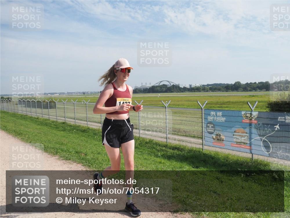 08.09.2024 - Airport Race Miley Keyser http://msf.ph/oto/7054317 08.09.2024 12:49:32 Laufen 1407 meine-sportfotos.de