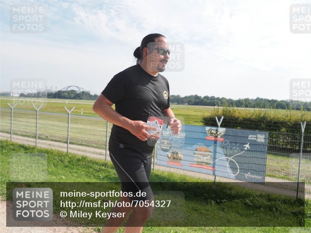 08.09.2024 - Airport Race Miley Keyser http://msf.ph/oto/7054327 08.09.2024 12:49:48 Laufen  meine-sportfotos.de