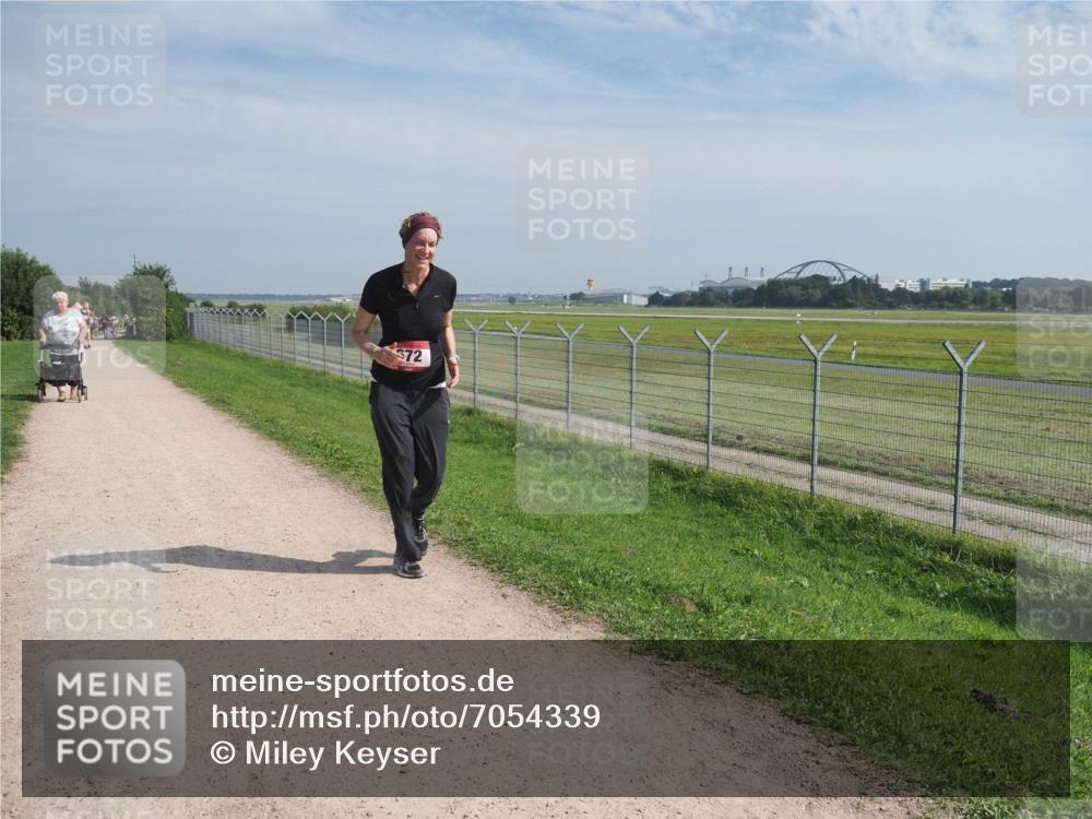 08.09.2024 - Airport Race Miley Keyser http://msf.ph/oto/7054339 08.09.2024 12:50:11 Laufen 72 meine-sportfotos.de