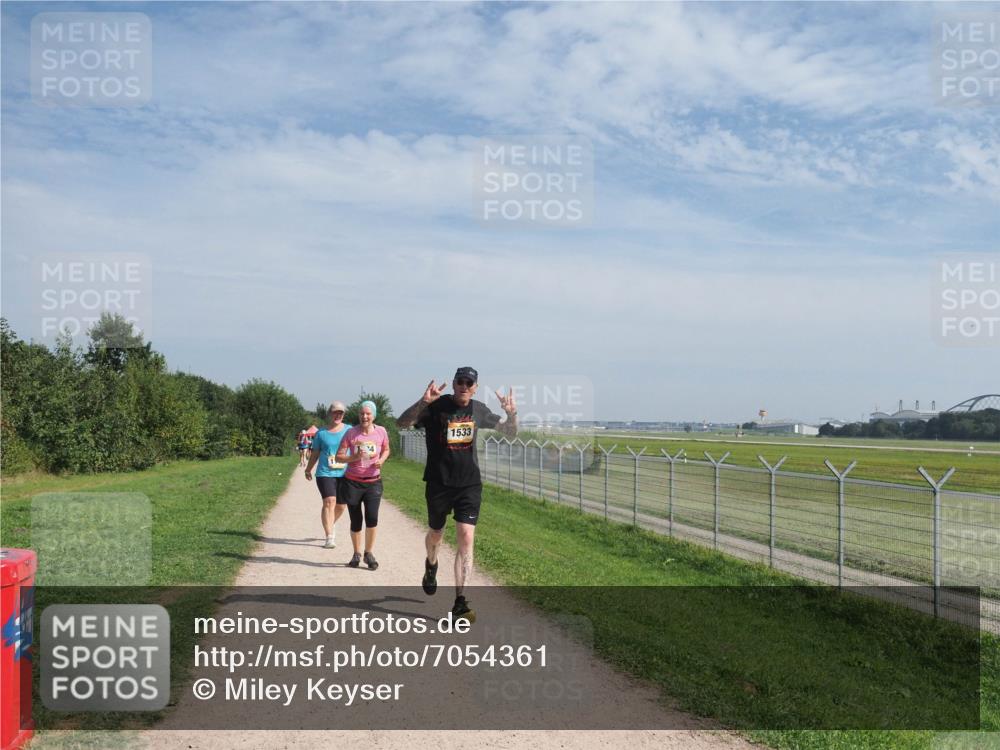 08.09.2024 - Airport Race Miley Keyser http://msf.ph/oto/7054361 08.09.2024 12:50:47 Laufen 1533 meine-sportfotos.de