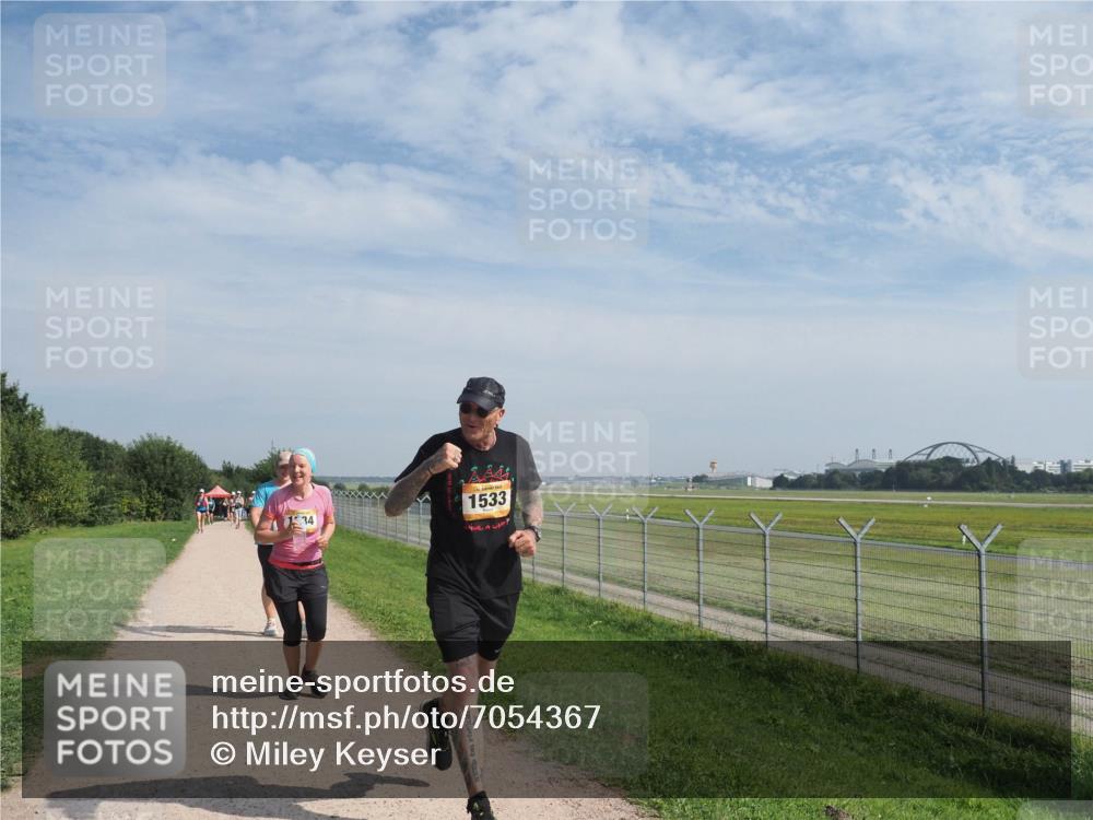 08.09.2024 - Airport Race Miley Keyser http://msf.ph/oto/7054367 08.09.2024 12:50:48 Laufen 134, 1533 meine-sportfotos.de