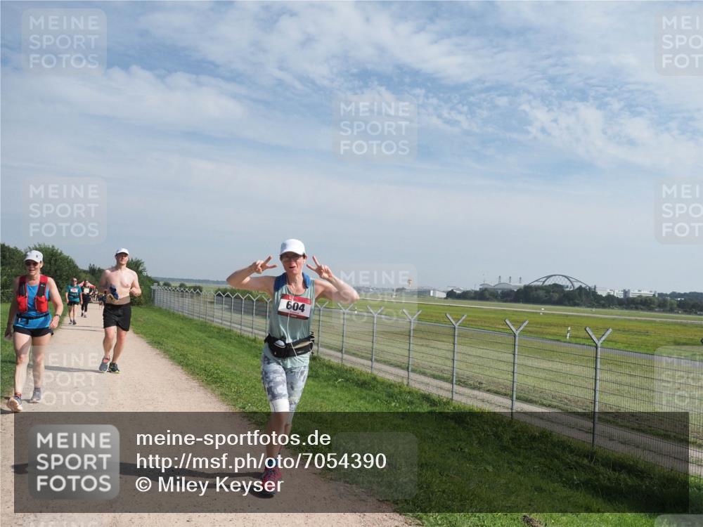 08.09.2024 - Airport Race Miley Keyser http://msf.ph/oto/7054390 08.09.2024 12:51:10 Laufen 604 meine-sportfotos.de