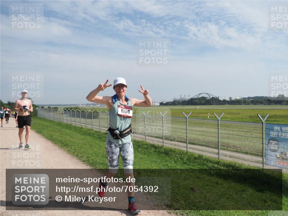 08.09.2024 - Airport Race Miley Keyser http://msf.ph/oto/7054392 08.09.2024 12:51:10 Laufen 604 meine-sportfotos.de