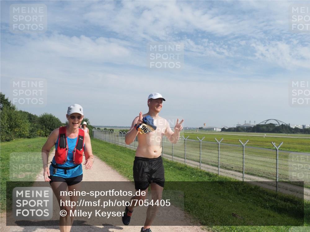 08.09.2024 - Airport Race Miley Keyser http://msf.ph/oto/7054405 08.09.2024 12:51:13 Laufen 967 meine-sportfotos.de