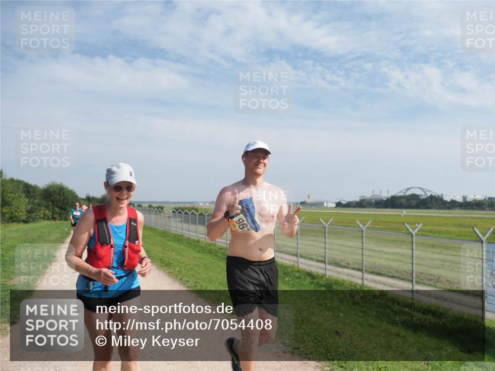 08.09.2024 - Airport Race Miley Keyser http://msf.ph/oto/7054408 08.09.2024 12:51:14 Laufen 967 meine-sportfotos.de