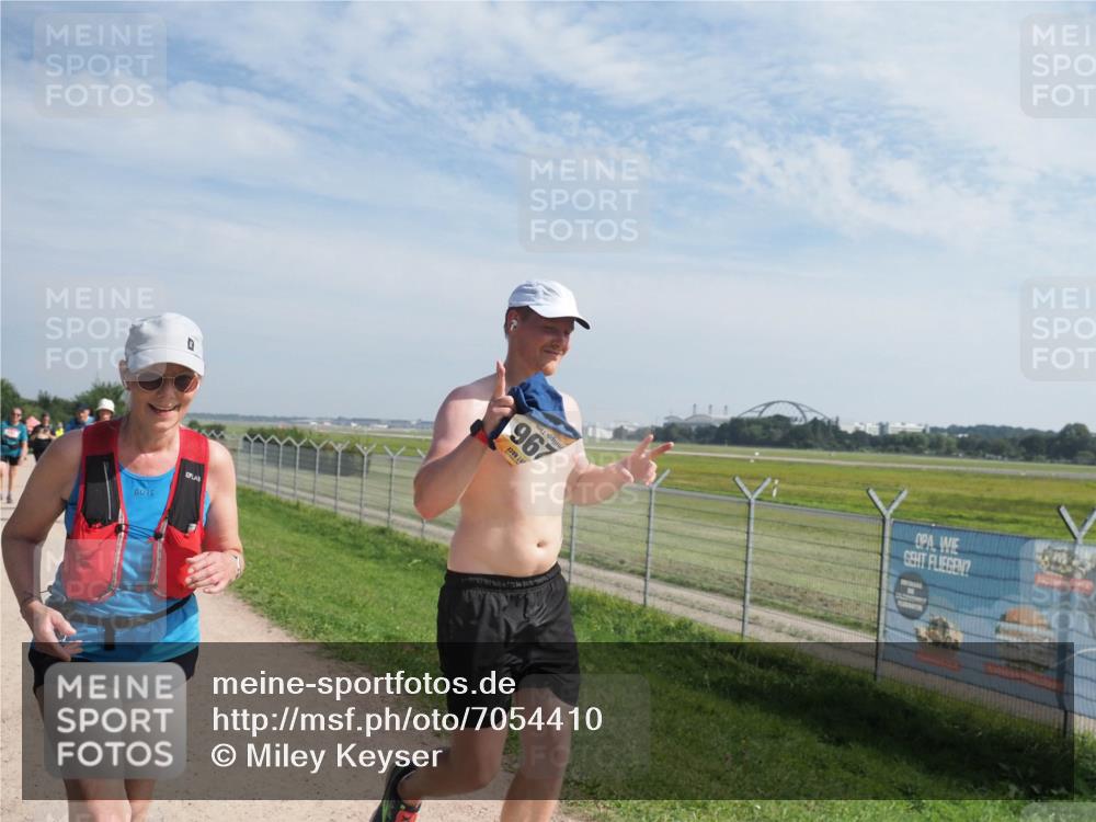 08.09.2024 - Airport Race Miley Keyser http://msf.ph/oto/7054410 08.09.2024 12:51:14 Laufen 967 meine-sportfotos.de