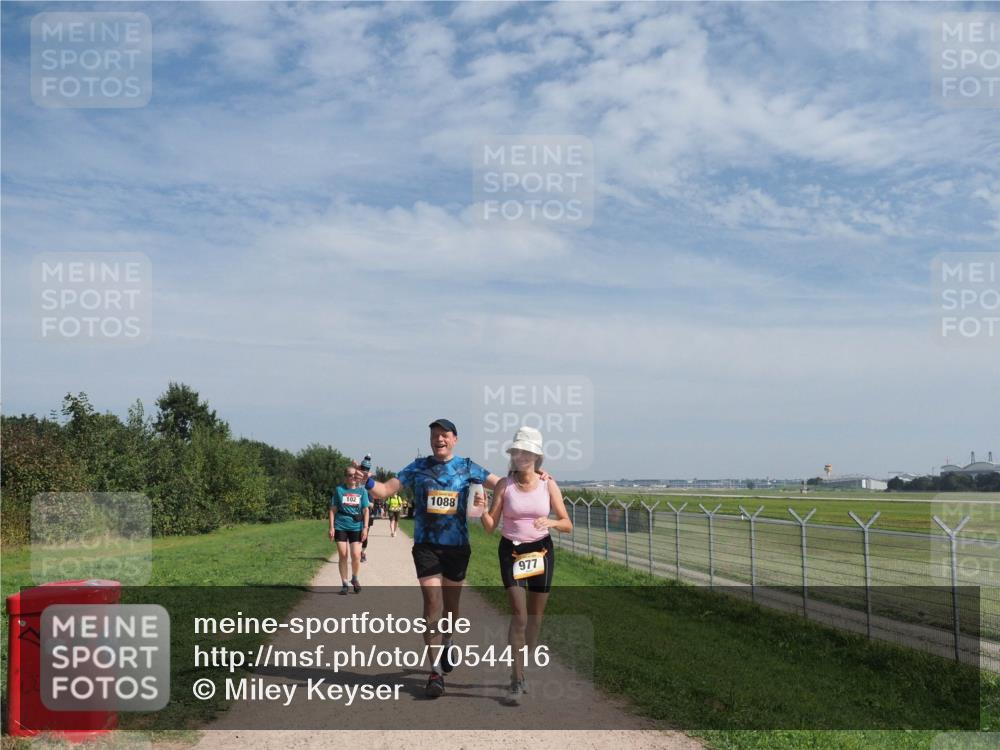 08.09.2024 - Airport Race Miley Keyser http://msf.ph/oto/7054416 08.09.2024 12:51:18 Laufen 102, 1088, 977 meine-sportfotos.de