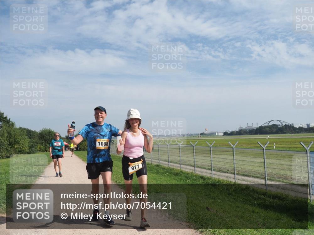 08.09.2024 - Airport Race Miley Keyser http://msf.ph/oto/7054421 08.09.2024 12:51:19 Laufen 102, 1088, 977 meine-sportfotos.de