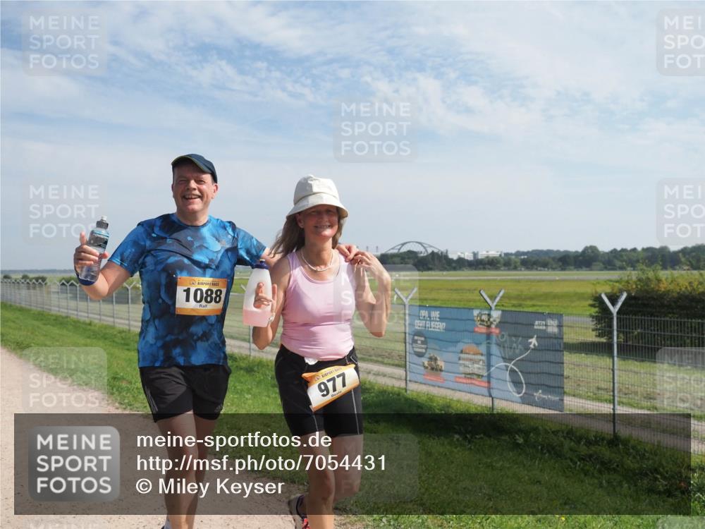 08.09.2024 - Airport Race Miley Keyser http://msf.ph/oto/7054431 08.09.2024 12:51:21 Laufen 1088, 977 meine-sportfotos.de