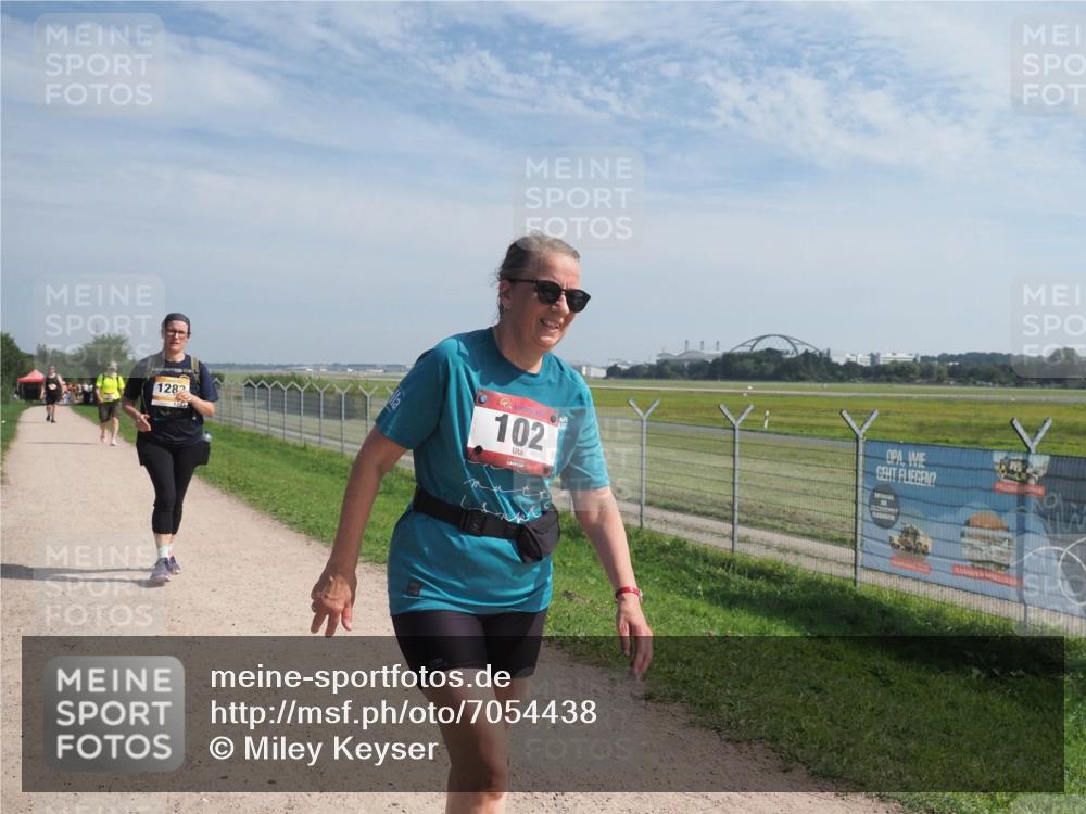 08.09.2024 - Airport Race Miley Keyser http://msf.ph/oto/7054438 08.09.2024 12:51:26 Laufen 1282, 12, 102 meine-sportfotos.de