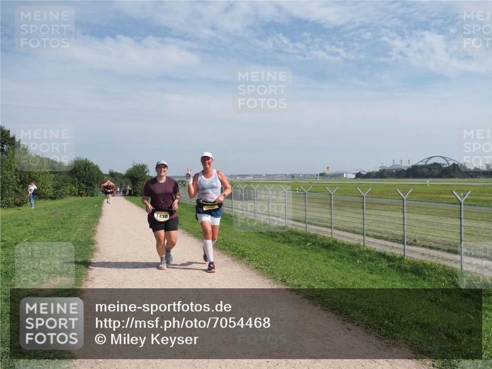 08.09.2024 - Airport Race Miley Keyser http://msf.ph/oto/7054468 08.09.2024 12:52:10 Laufen 1438 meine-sportfotos.de