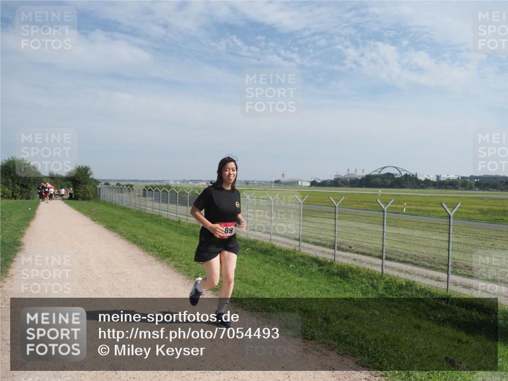 08.09.2024 - Airport Race Miley Keyser http://msf.ph/oto/7054493 08.09.2024 12:52:26 Laufen 89 meine-sportfotos.de