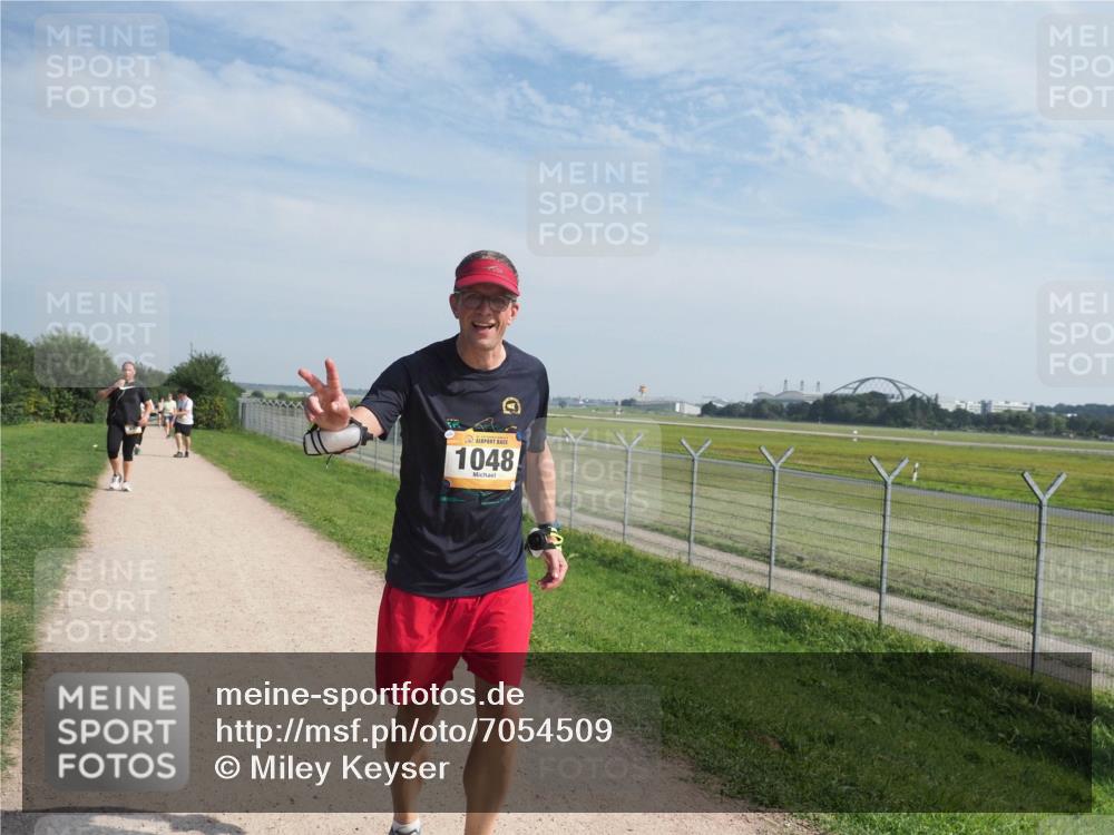 08.09.2024 - Airport Race Miley Keyser http://msf.ph/oto/7054509 08.09.2024 12:52:49 Laufen 1048 meine-sportfotos.de