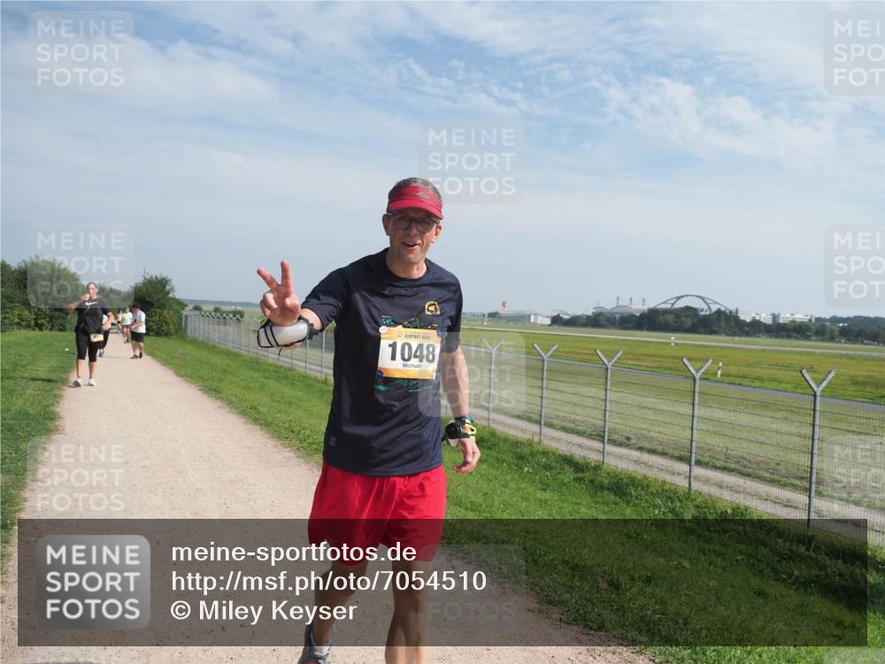 08.09.2024 - Airport Race Miley Keyser http://msf.ph/oto/7054510 08.09.2024 12:52:49 Laufen 1048 meine-sportfotos.de