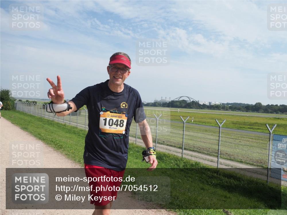 08.09.2024 - Airport Race Miley Keyser http://msf.ph/oto/7054512 08.09.2024 12:52:49 Laufen 1048 meine-sportfotos.de