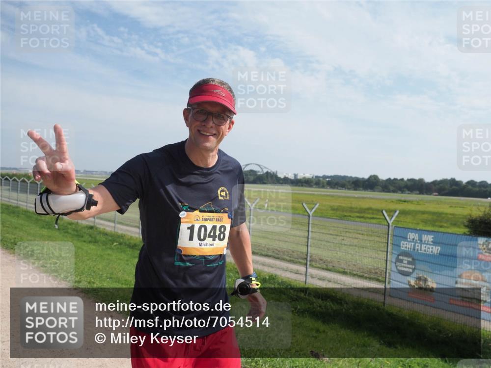 08.09.2024 - Airport Race Miley Keyser http://msf.ph/oto/7054514 08.09.2024 12:52:49 Laufen 1048 meine-sportfotos.de
