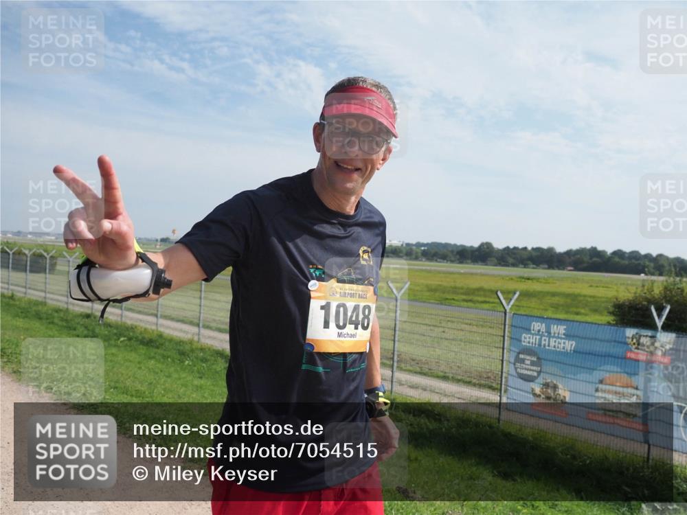 08.09.2024 - Airport Race Miley Keyser http://msf.ph/oto/7054515 08.09.2024 12:52:50 Laufen 1048 meine-sportfotos.de