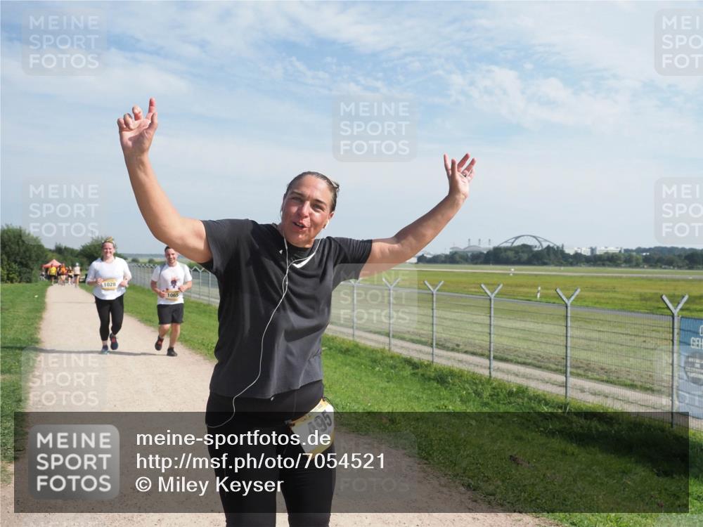 08.09.2024 - Airport Race Miley Keyser http://msf.ph/oto/7054521 08.09.2024 12:52:59 Laufen 1028, 1065, 495 meine-sportfotos.de