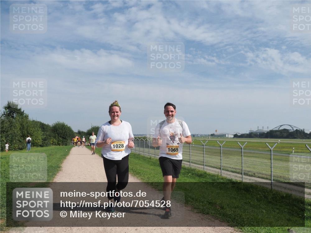 08.09.2024 - Airport Race Miley Keyser http://msf.ph/oto/7054528 08.09.2024 12:53:02 Laufen 1028, 1065 meine-sportfotos.de