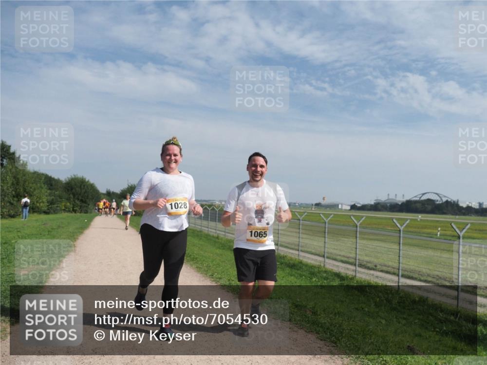 08.09.2024 - Airport Race Miley Keyser http://msf.ph/oto/7054530 08.09.2024 12:53:02 Laufen 1028, 1065 meine-sportfotos.de