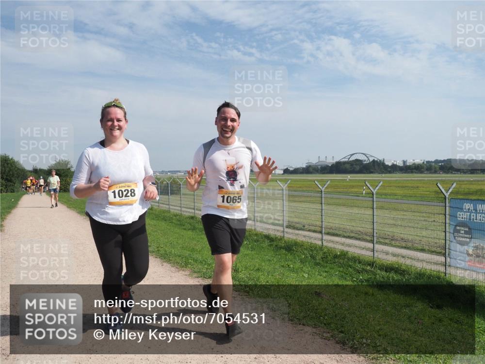08.09.2024 - Airport Race Miley Keyser http://msf.ph/oto/7054531 08.09.2024 12:53:03 Laufen 1028, 1065 meine-sportfotos.de