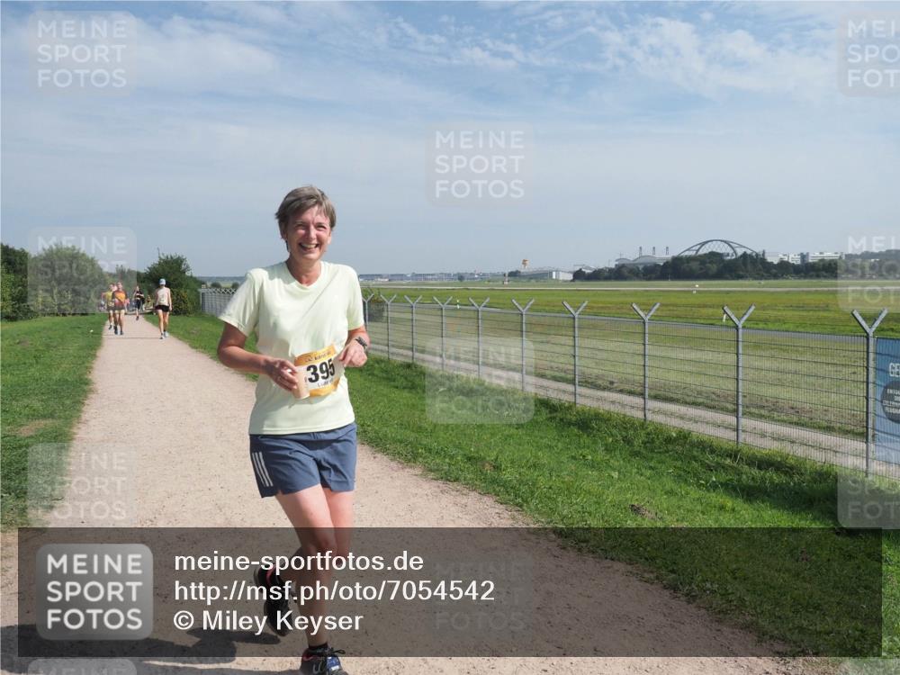 08.09.2024 - Airport Race Miley Keyser http://msf.ph/oto/7054542 08.09.2024 12:53:15 Laufen 395 meine-sportfotos.de