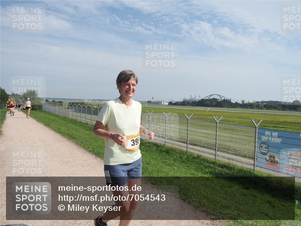 08.09.2024 - Airport Race Miley Keyser http://msf.ph/oto/7054543 08.09.2024 12:53:15 Laufen 395 meine-sportfotos.de
