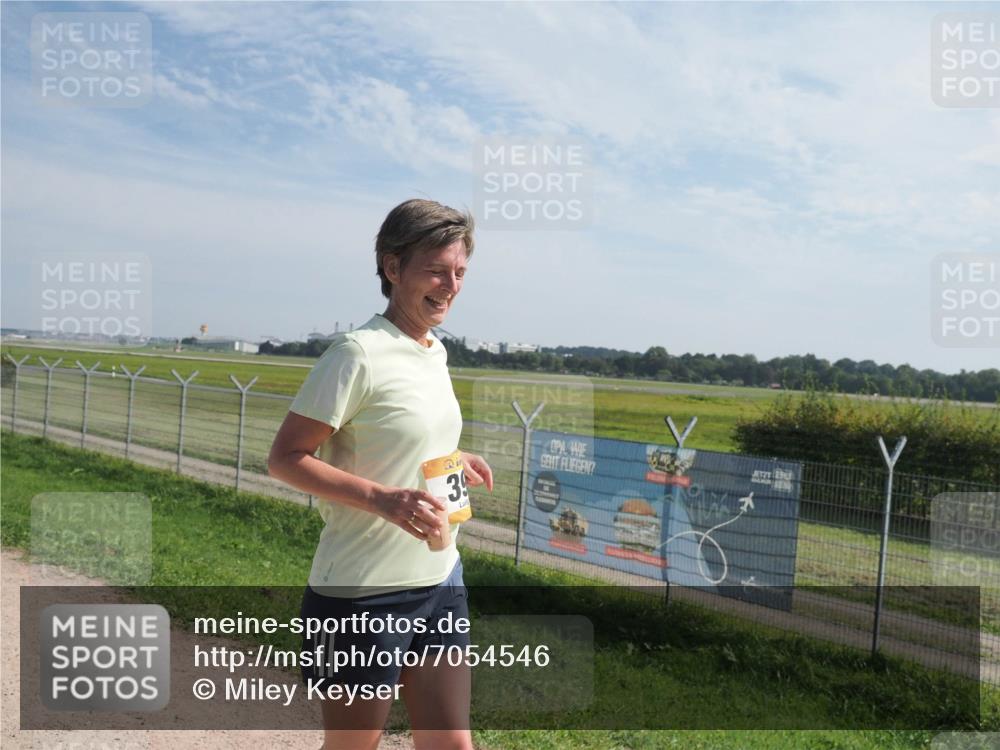 08.09.2024 - Airport Race Miley Keyser http://msf.ph/oto/7054546 08.09.2024 12:53:16 Laufen 39 meine-sportfotos.de