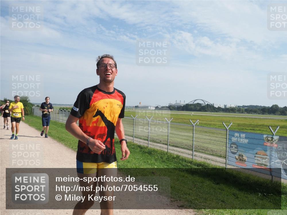 08.09.2024 - Airport Race Miley Keyser http://msf.ph/oto/7054555 08.09.2024 12:53:32 Laufen 457, 404 meine-sportfotos.de