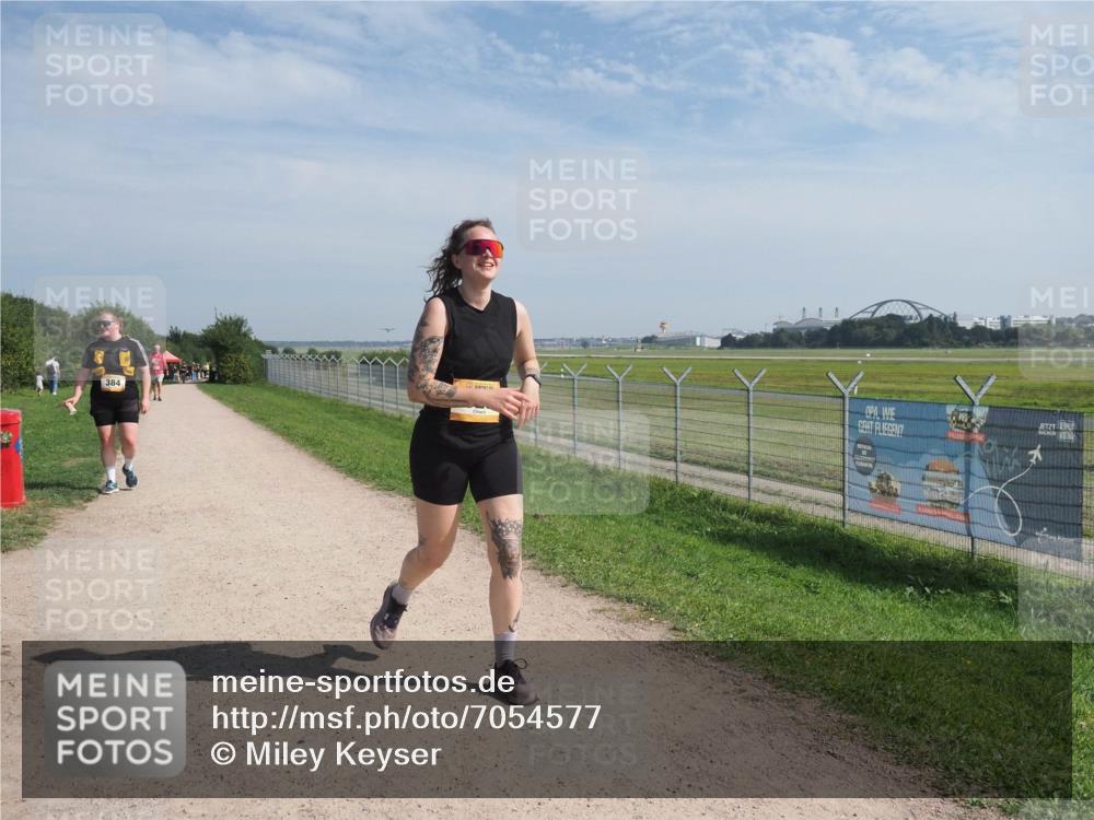 08.09.2024 - Airport Race Miley Keyser http://msf.ph/oto/7054577 08.09.2024 12:53:44 Laufen 384 meine-sportfotos.de