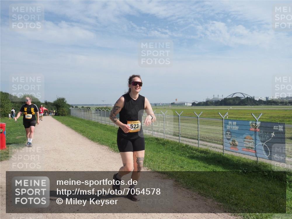 08.09.2024 - Airport Race Miley Keyser http://msf.ph/oto/7054578 08.09.2024 12:53:44 Laufen 384, 523 meine-sportfotos.de