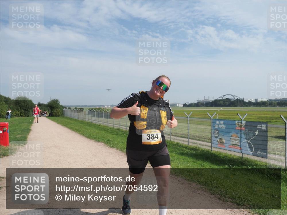 08.09.2024 - Airport Race Miley Keyser http://msf.ph/oto/7054592 08.09.2024 12:53:50 Laufen 384 meine-sportfotos.de
