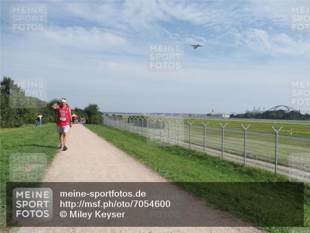 08.09.2024 - Airport Race Miley Keyser http://msf.ph/oto/7054600 08.09.2024 12:53:58 Laufen 23, 628 meine-sportfotos.de