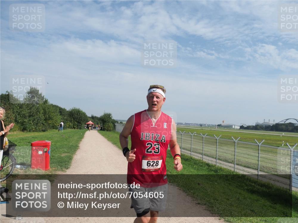 08.09.2024 - Airport Race Miley Keyser http://msf.ph/oto/7054605 08.09.2024 12:54:06 Laufen 23, 628 meine-sportfotos.de