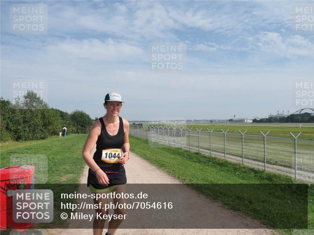 08.09.2024 - Airport Race Miley Keyser http://msf.ph/oto/7054616 08.09.2024 12:54:39 Laufen 1044 meine-sportfotos.de